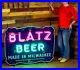 Blatz-Porcelain-Neon-Sign-Beer-Bar-Breweriana-advertising-Milwaukee-Brewery-NICE-01-hl