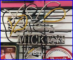 Mickey's Malt Liquor Stinging Bee Beer Neon Lighted Sign Awesome