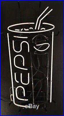 New Pepsi Drink Beer Pub Neon Sign 28x15 Everbrite Made in USA 1992