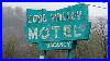 Town-Full-Of-Abandoned-Motels-And-Vintage-Neon-Signs-01-dbtg